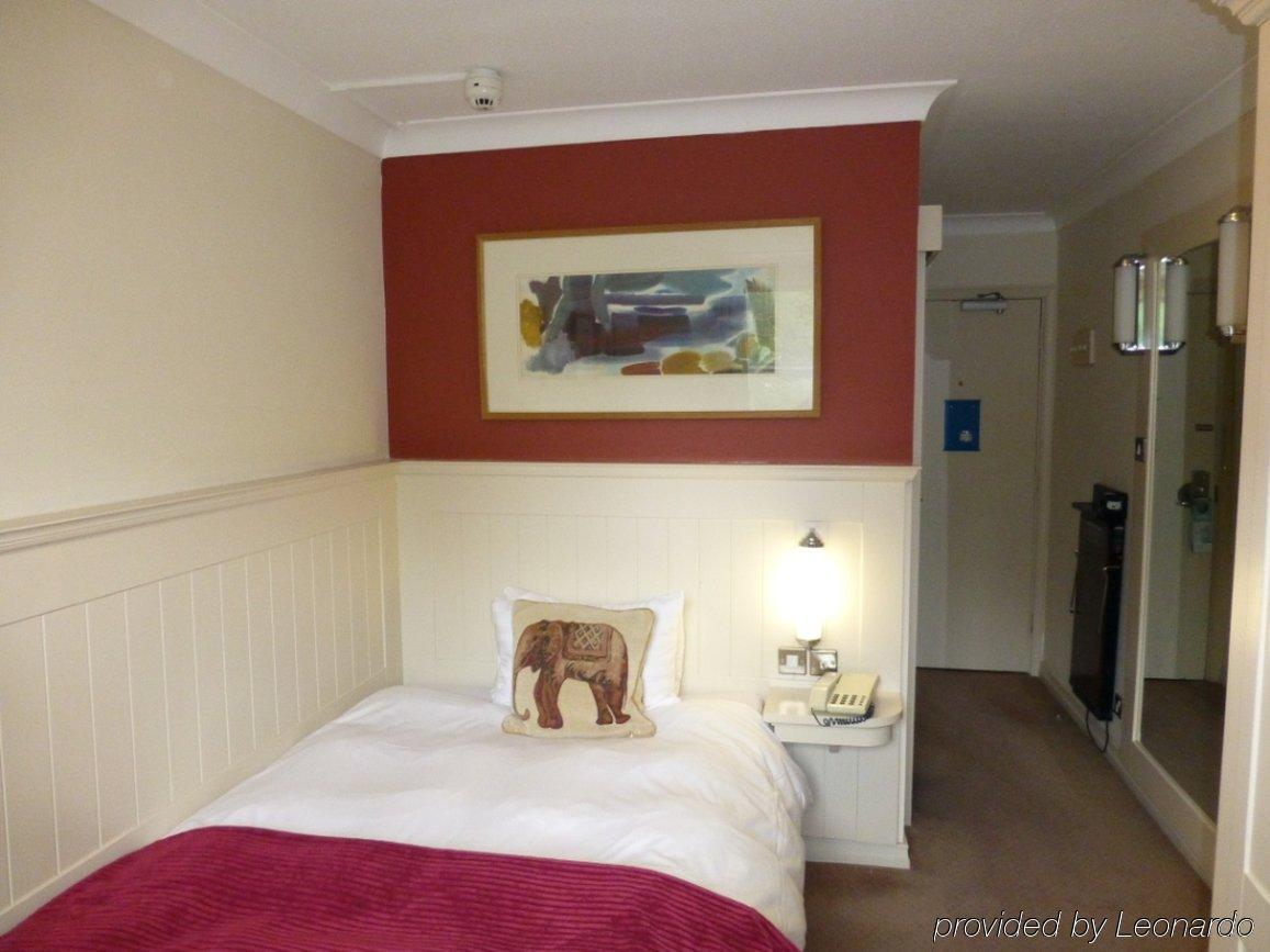 Waterloo Hotel Crowthorne Kültér fotó
